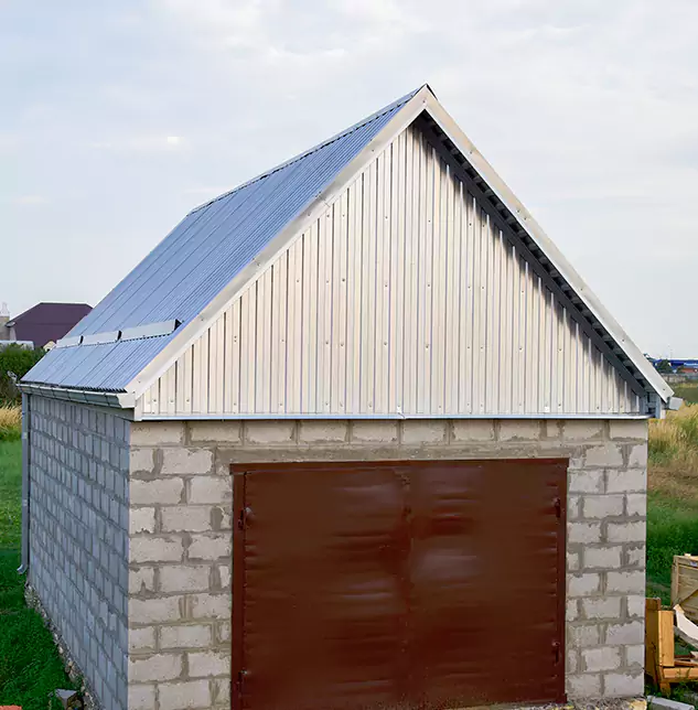 Trusted Garage Roof Repair Company: Keeping Bellevue, WA Properties Sealed and Secure