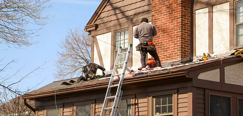 Roof Siding Trim Repair in Bellevue
